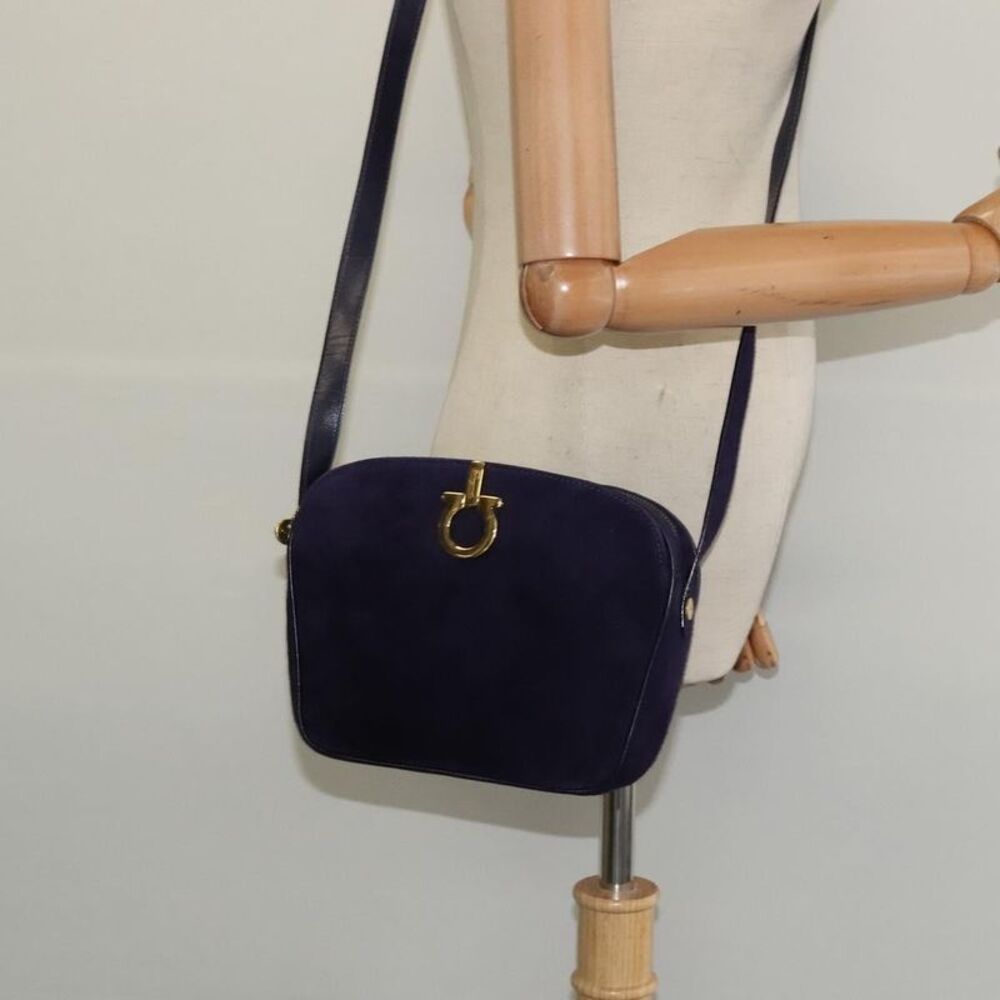 Salvatore Ferragamo Gancini Suede Purple Suede Shoulder Bag Bag - Picture 13 of 16